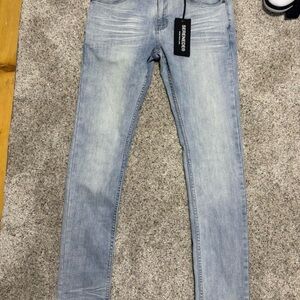 Serenade Jeans
BRAND NEW
Size:30